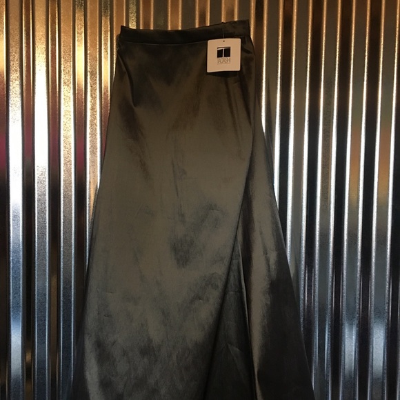 Tadashi floor-length skirt - Picture 2 of 8